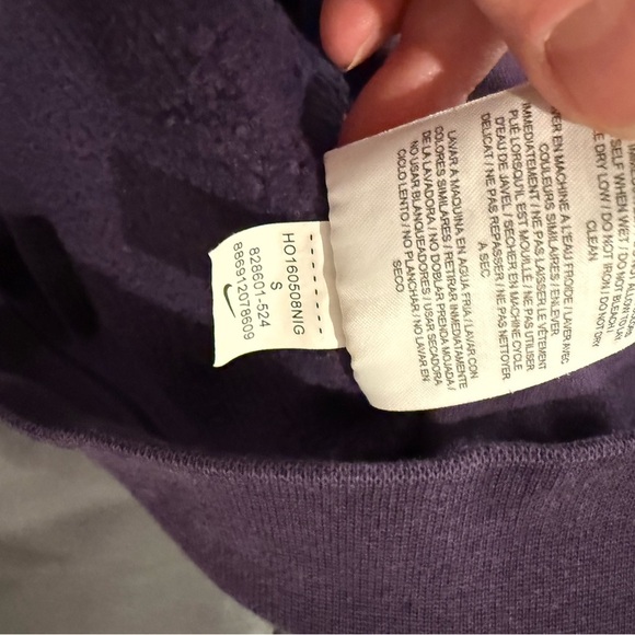 Nike Rally Funnel Neck Hoodie Pullover Sweater Purple Size Small. - Picture 6 of 6